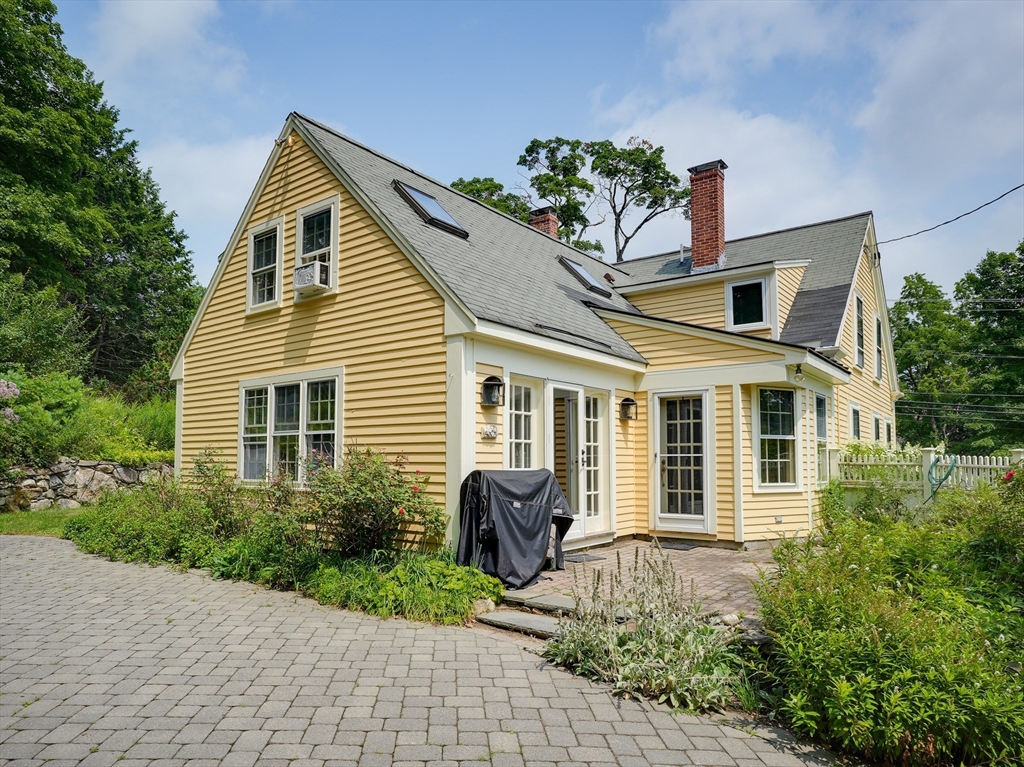 746 Main Street Bolton, MA 01740 - Photo 1 of 32 Gallery Image 1
