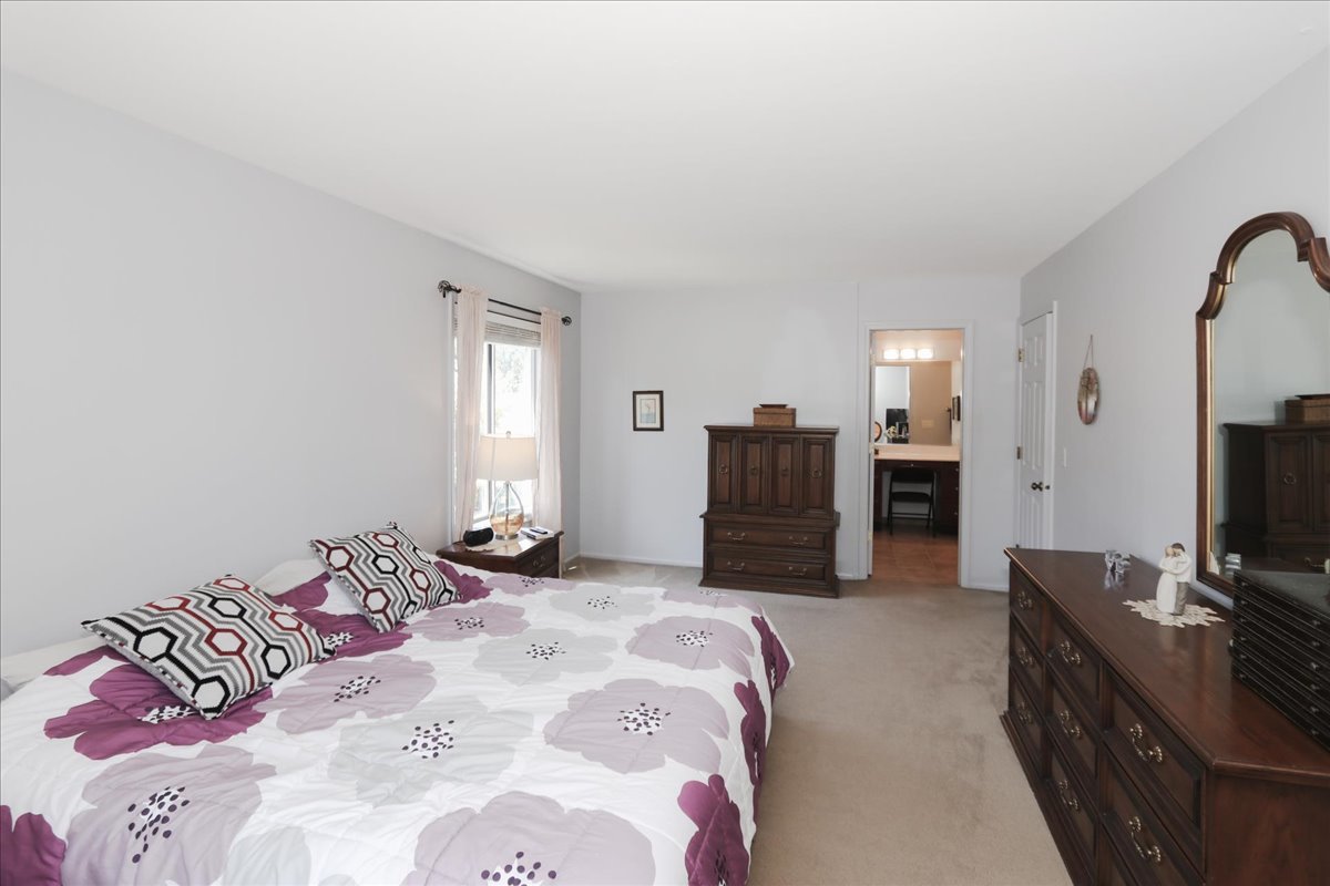 515 Shallow Cove Road Lake Zurich, IL 60047 - Photo 17 of 29 Gallery Image 17