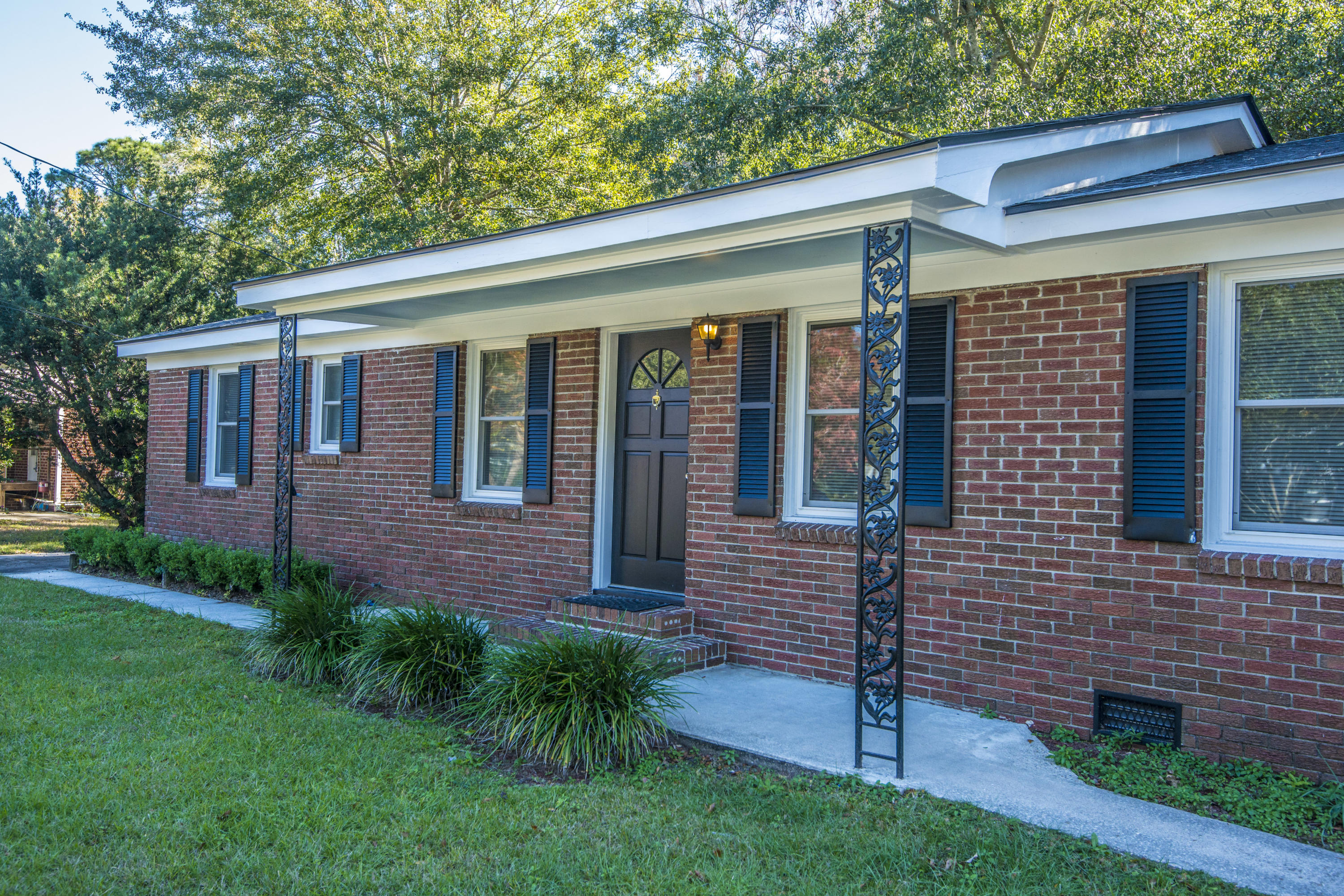 1487 Village Road Charleston, SC 29407 - Photo 2 of 32 _DSC2725