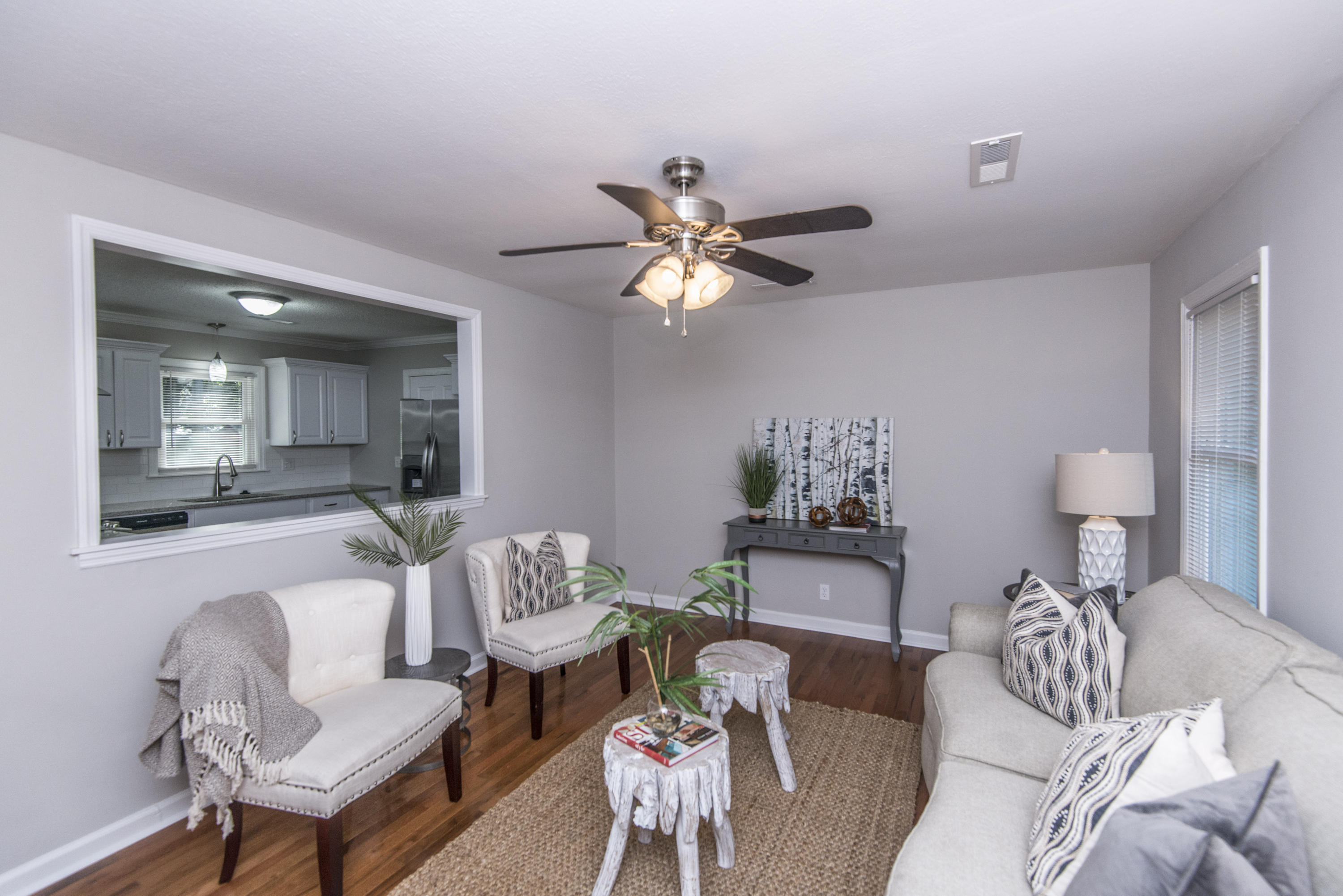 1487 Village Road Charleston, SC 29407 - Photo 4 of 32 _DSC2728