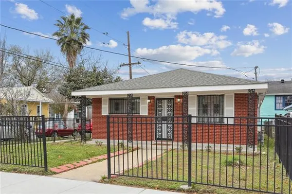 $339,000 | 7551 Oak Street, New Orleans, LA 70118