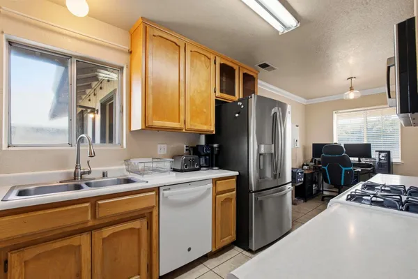 $399,000 | 170 Artesia Drive, Chico, CA 95973