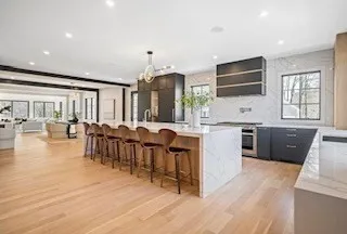 $6,200,000 | 741 Boston Post Road, Weston, MA 02493