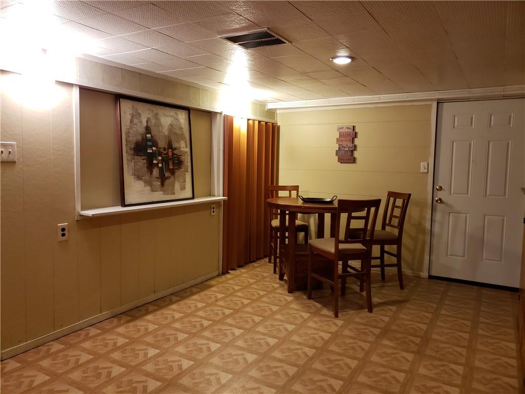 3755 Willett Road Pittsburgh, PA 15227 - Photo 17 of 24 Gallery Image 17