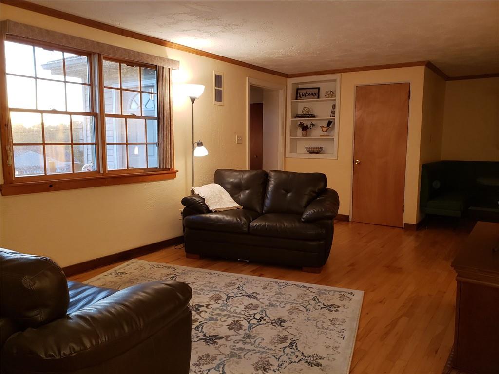 3755 Willett Road Pittsburgh, PA 15227 - Photo 5 of 24 Gallery Image 5