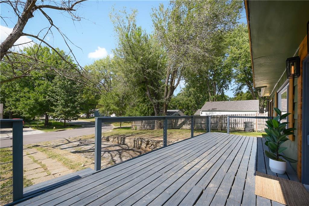 13301 10th Street Grandview, MO 64030 - Photo 18 of 23