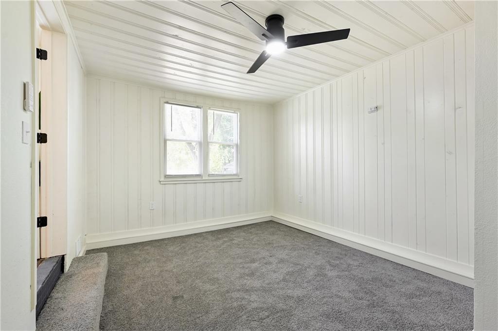 13301 10th Street Grandview, MO 64030 - Photo 9 of 23