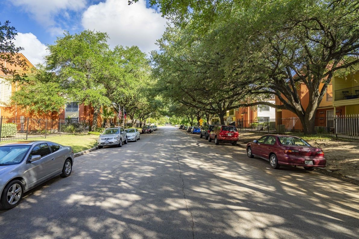 2801 North Broadmead, Unit 303 Houston, TX 77025 - Photo 6 of 15 a view of a street with cars