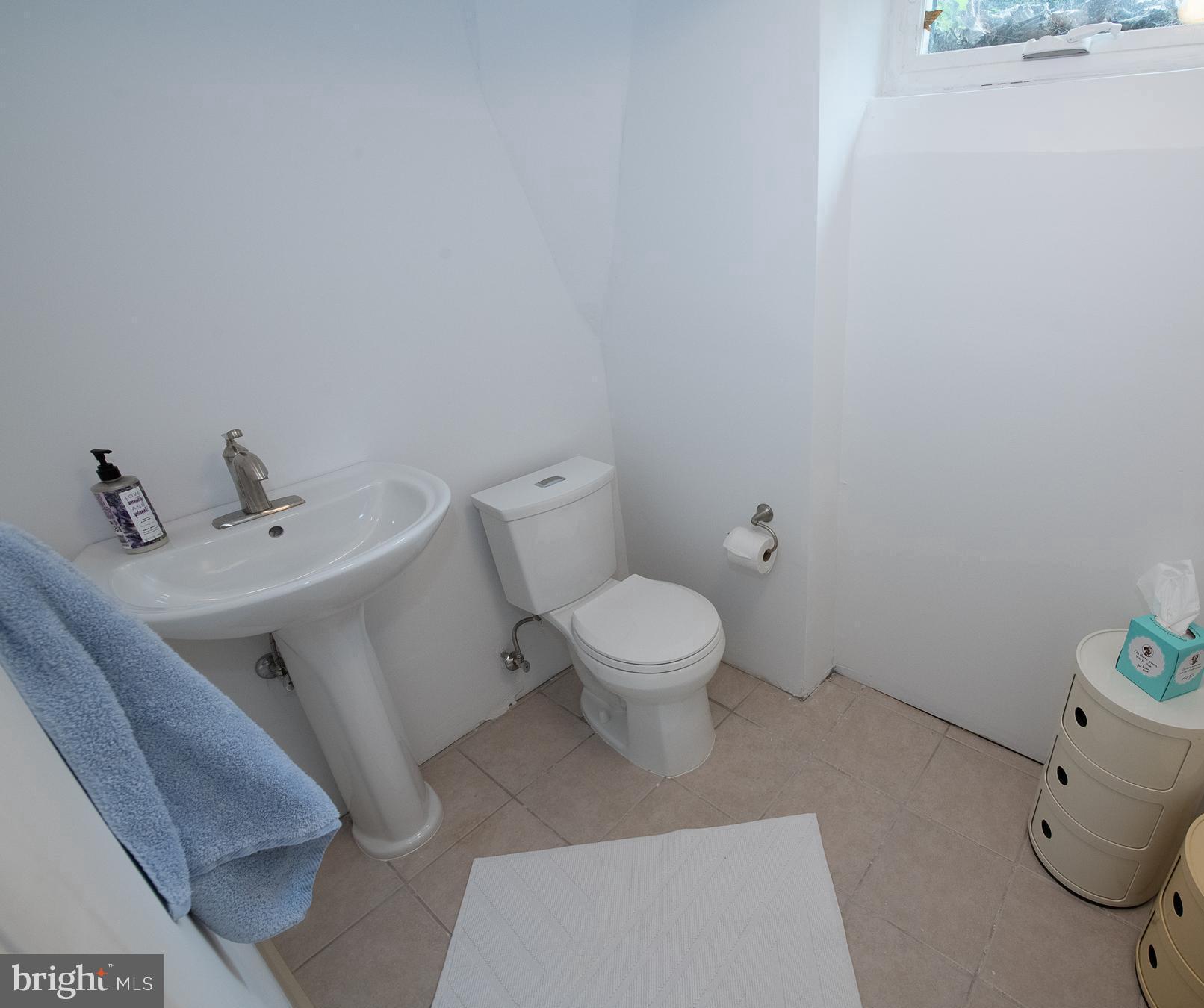 231 Stacey Road Penn Valley, PA 19072 - Photo 27 of 31 Basement powder Room