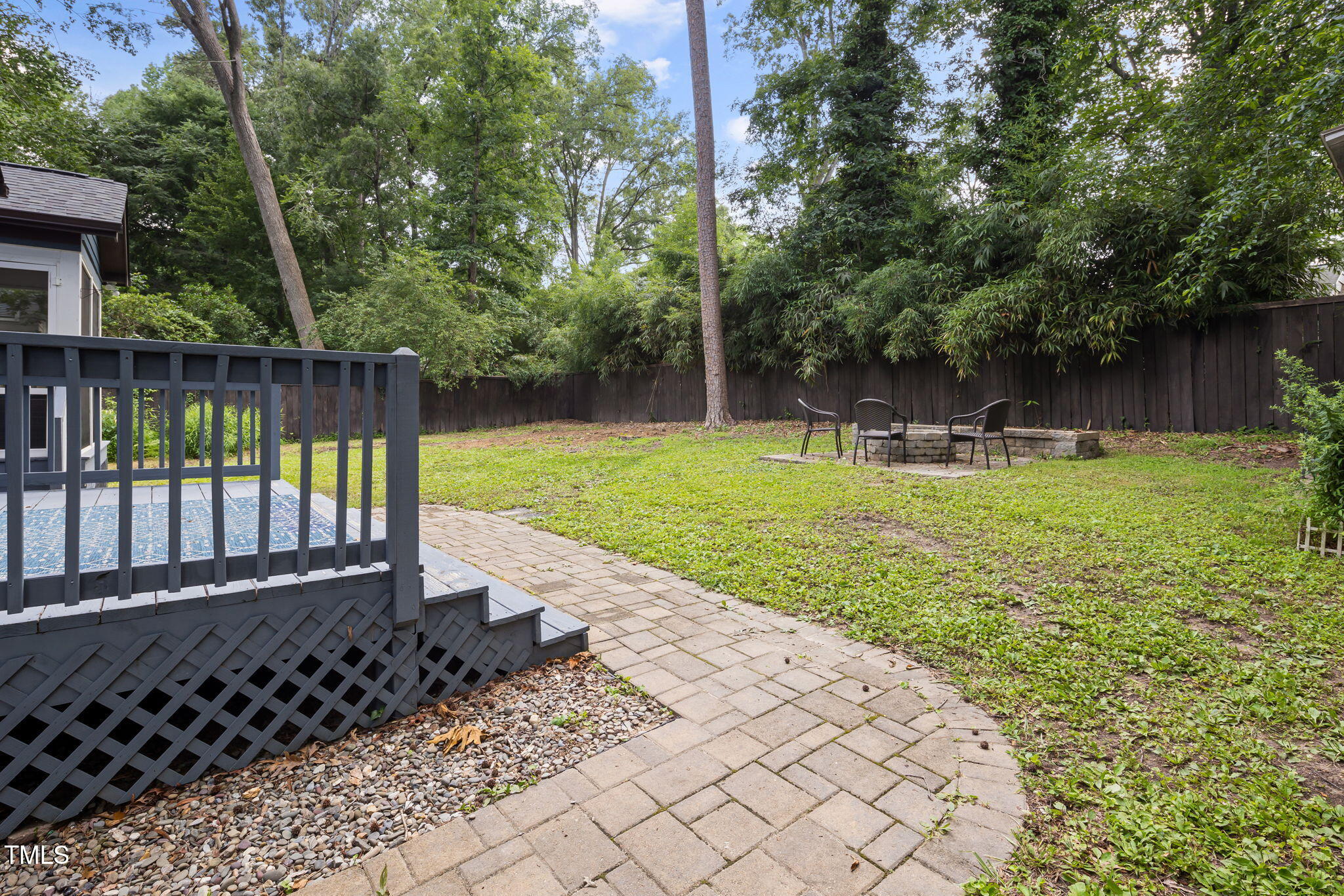 418 Ridgefield Road Chapel Hill, NC 27517 - Photo 25 of 27 Backyard1