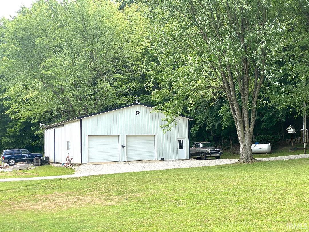 3064 East Calvertville Road Bloomfield, IN 47424 - Photo 9 of 36