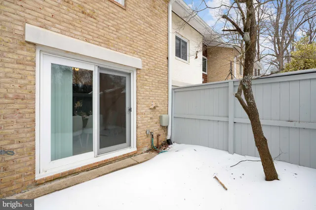 $690,000 | 318 New Mark Esplanade, Rockville, MD 20850