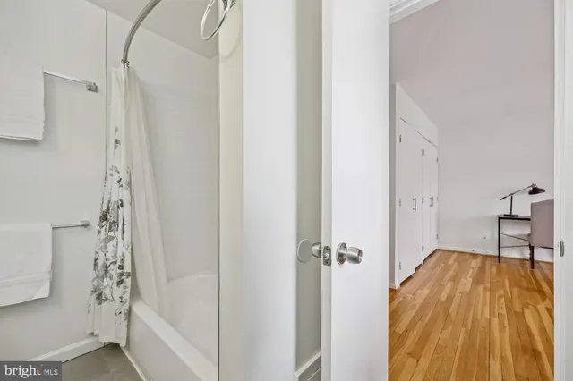 $690,000 | 318 New Mark Esplanade, Rockville, MD 20850