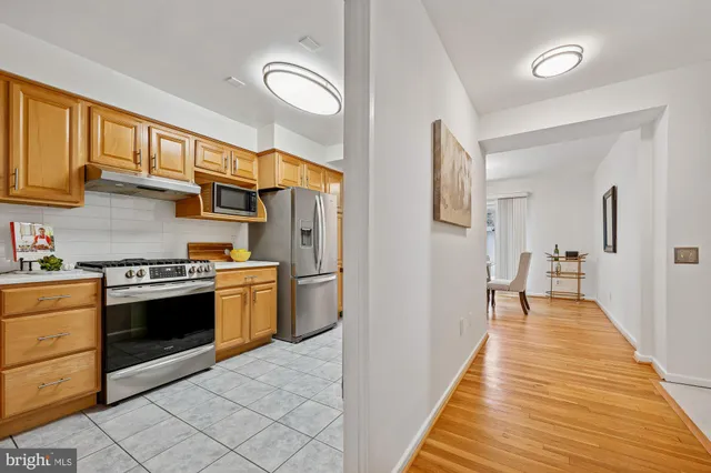 $690,000 | 318 New Mark Esplanade, Rockville, MD 20850