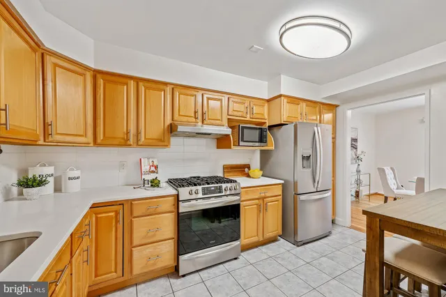$690,000 | 318 New Mark Esplanade, Rockville, MD 20850