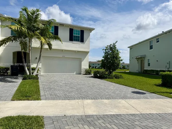 $3,200 | 6931 Harbours Edge Avenue, Unit 6931, Lake Worth, FL 33467