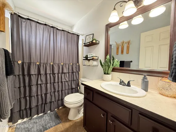 $575,000 | 1190 West Palouse Drive, Post Falls, ID 83854