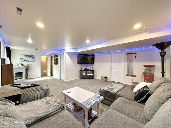 $575,000 | 1190 West Palouse Drive, Post Falls, ID 83854