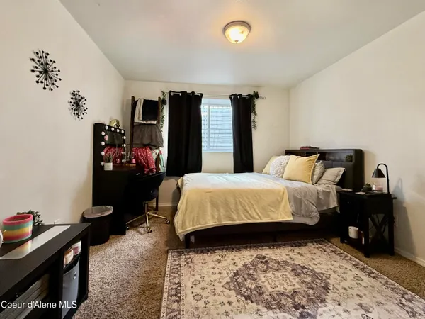 $575,000 | 1190 West Palouse Drive, Post Falls, ID 83854