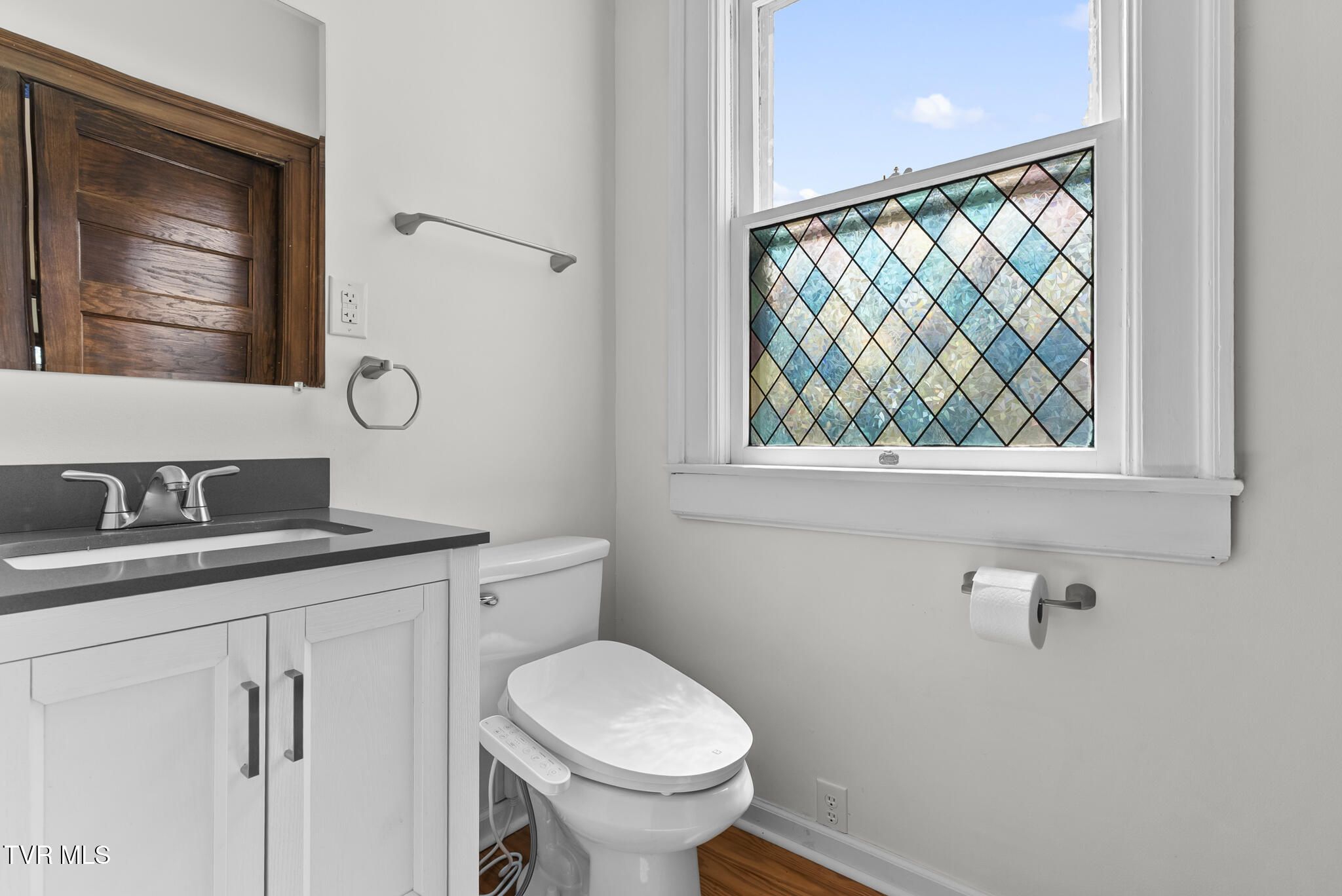 237 Solar Street Bristol, VA 24201 - Photo 11 of 51 DSC04715