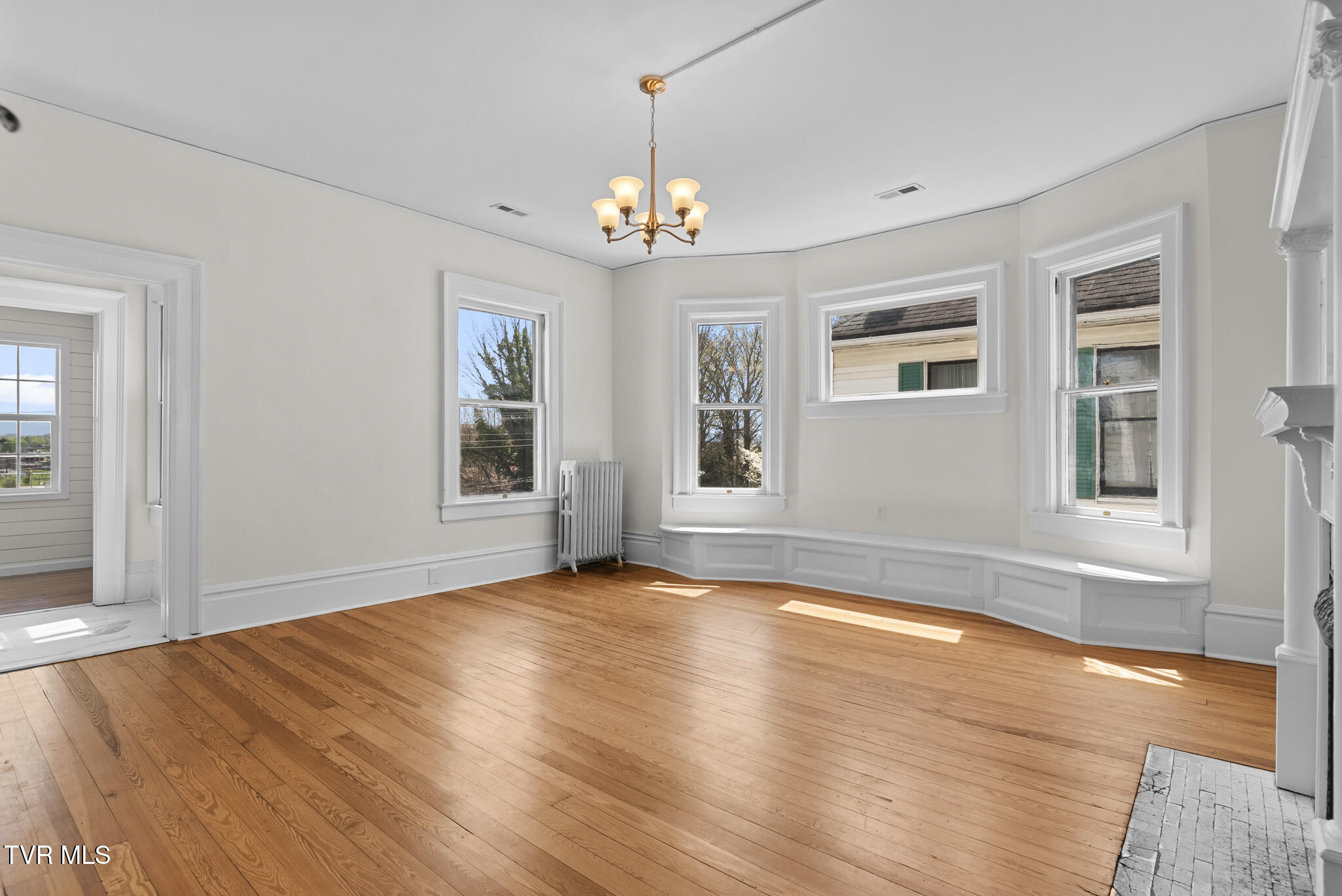 237 Solar Street Bristol, VA 24201 - Photo 24 of 51 DSC04785