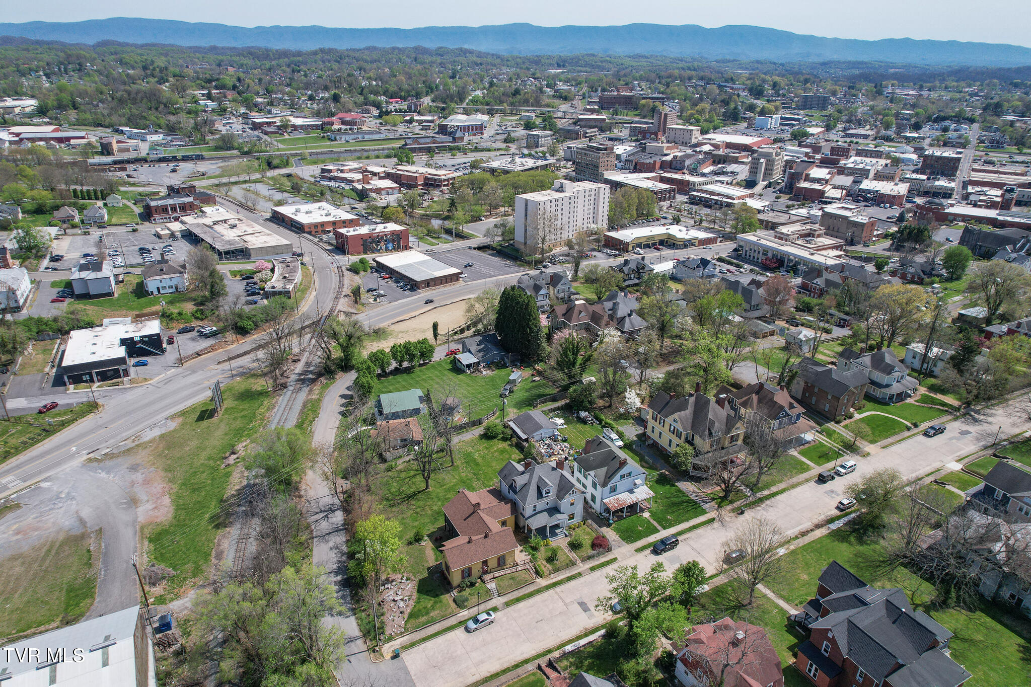 237 Solar Street Bristol, VA 24201 - Photo 47 of 51 DJI_0027