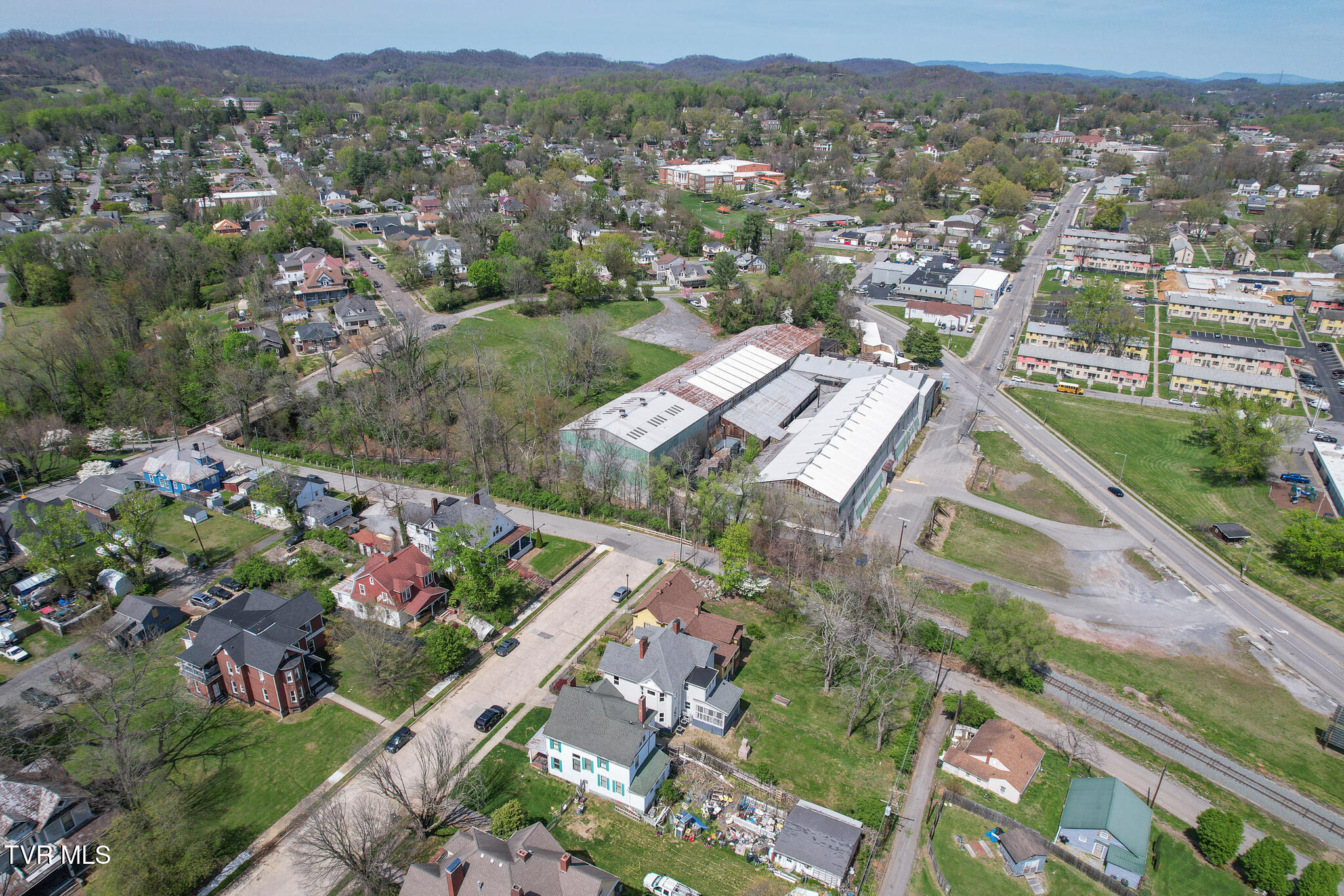 237 Solar Street Bristol, VA 24201 - Photo 49 of 51 DJI_0031