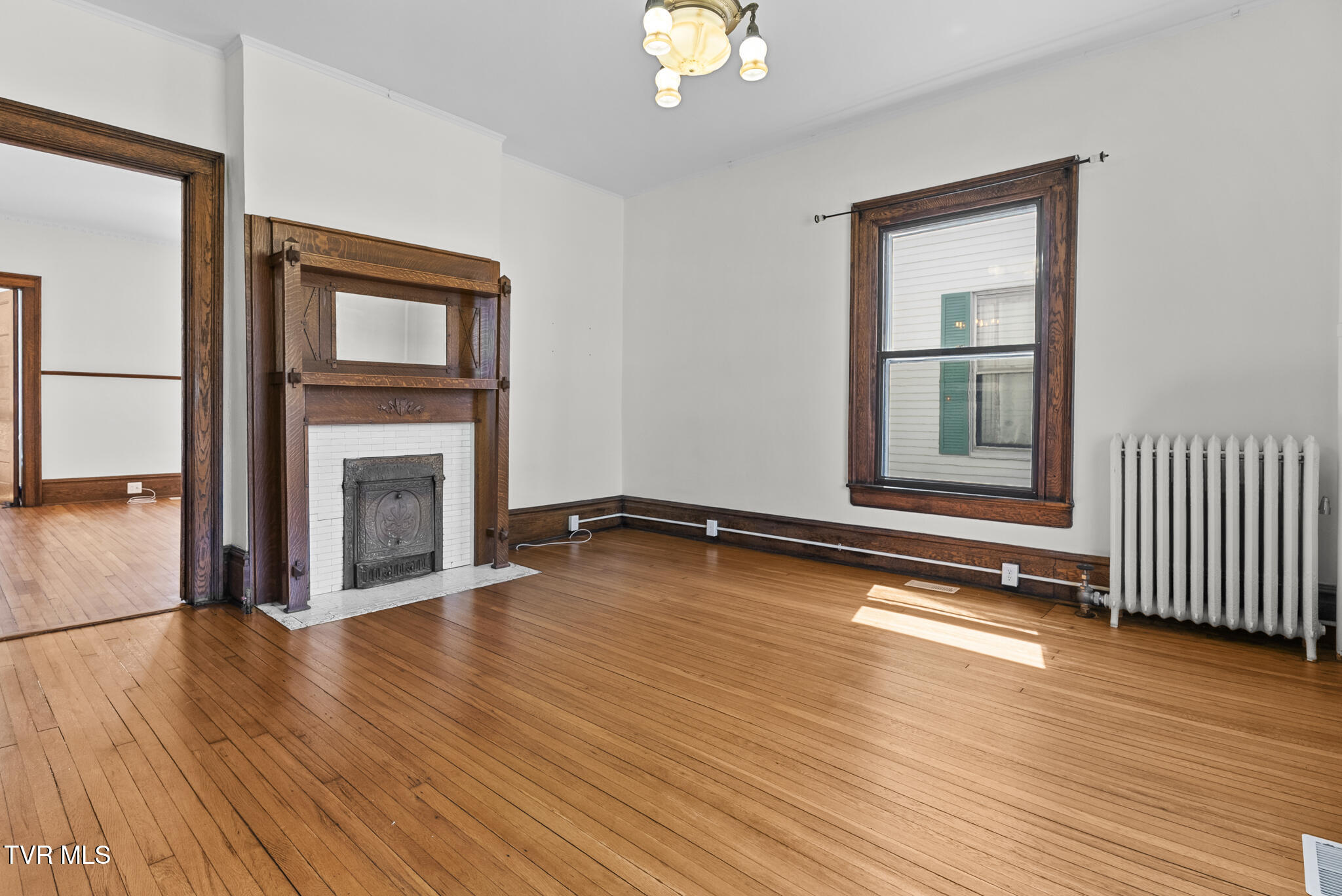 237 Solar Street Bristol, VA 24201 - Photo 8 of 51 DSC04700