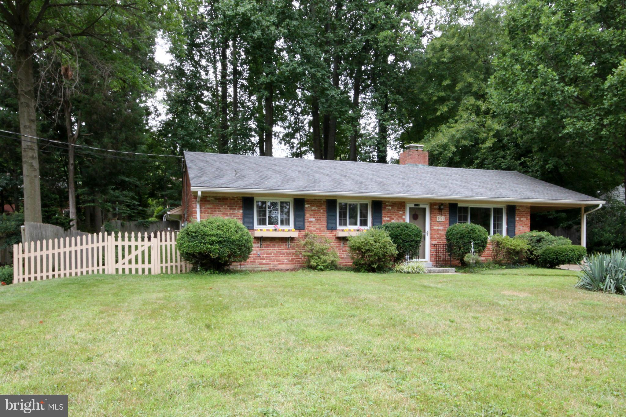 7517 Murillo Street Springfield, VA 22151 - Photo 22 of 22 Exterior (Front)