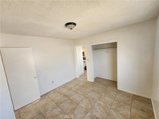 $1,900 | 25603 Be Joal Street, Barstow, CA 92311