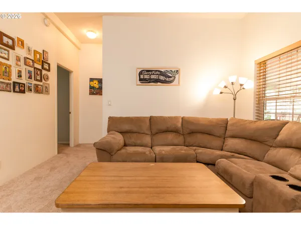 $563,500 | 1157 8th Street, Bandon, OR 97411