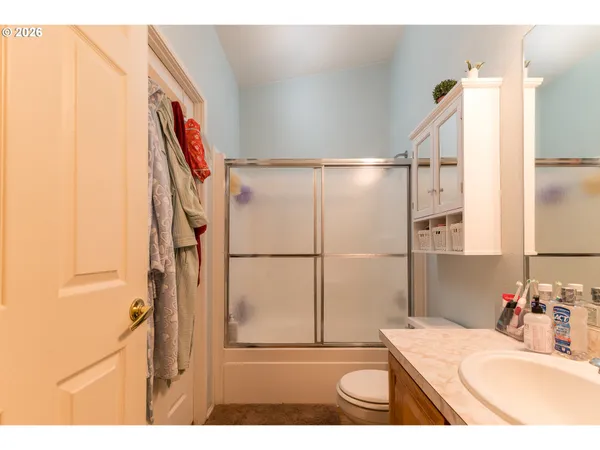 $563,500 | 1157 8th Street, Bandon, OR 97411