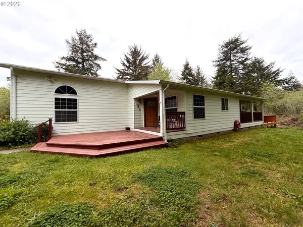 $563,500 | 1157 8th Street, Bandon, OR 97411