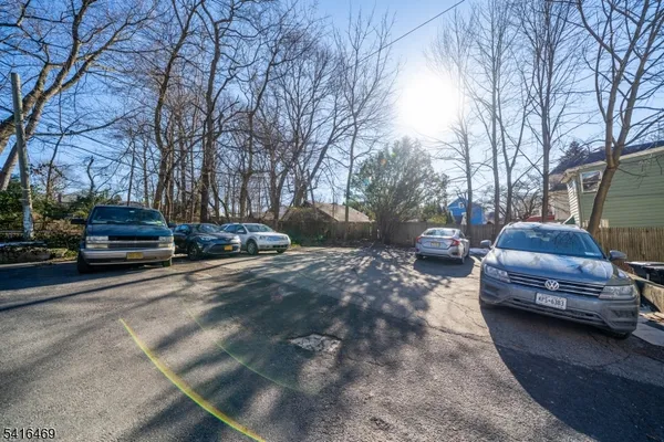 $5,040 | 330 Academy Street, Unit B, South Orange, NJ 07079