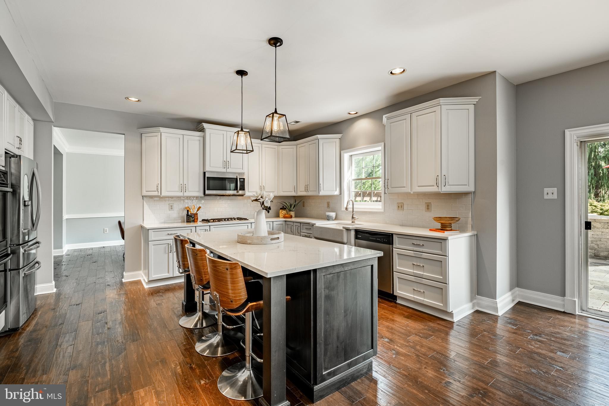 124 Annabel Road North Wales, PA 19454 - Photo 28 of 67 Stunning island