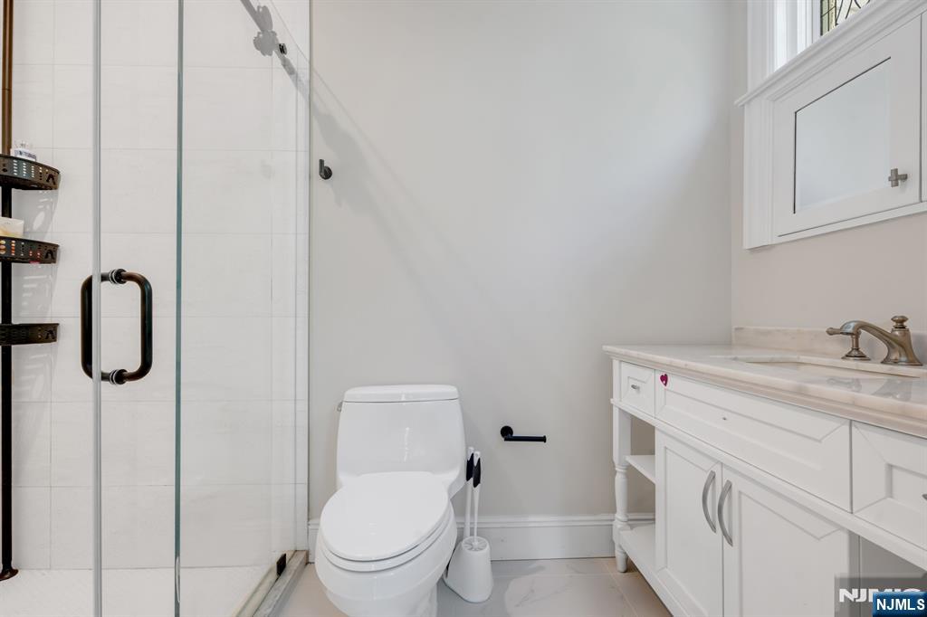640 East Ridgewood Avenue Ridgewood, NJ 07450 - Photo 31 of 50