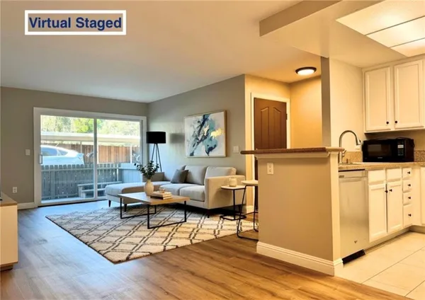 $2,650 | 432 Edgehill Lane, Unit 95, Oceanside, CA 92054