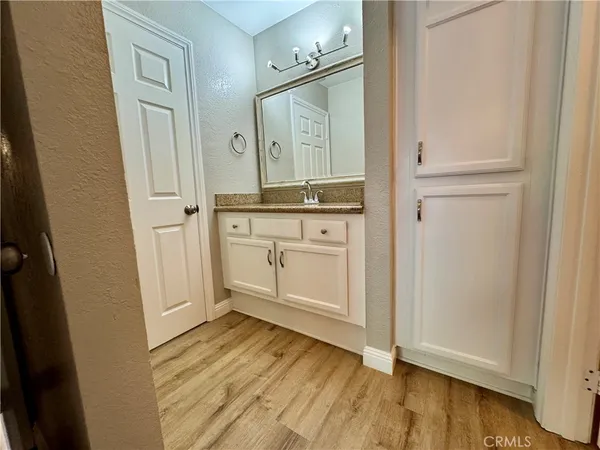 $2,650 | 432 Edgehill Lane, Unit 95, Oceanside, CA 92054