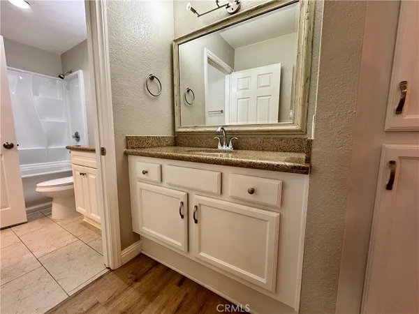 $2,650 | 432 Edgehill Lane, Unit 95, Oceanside, CA 92054