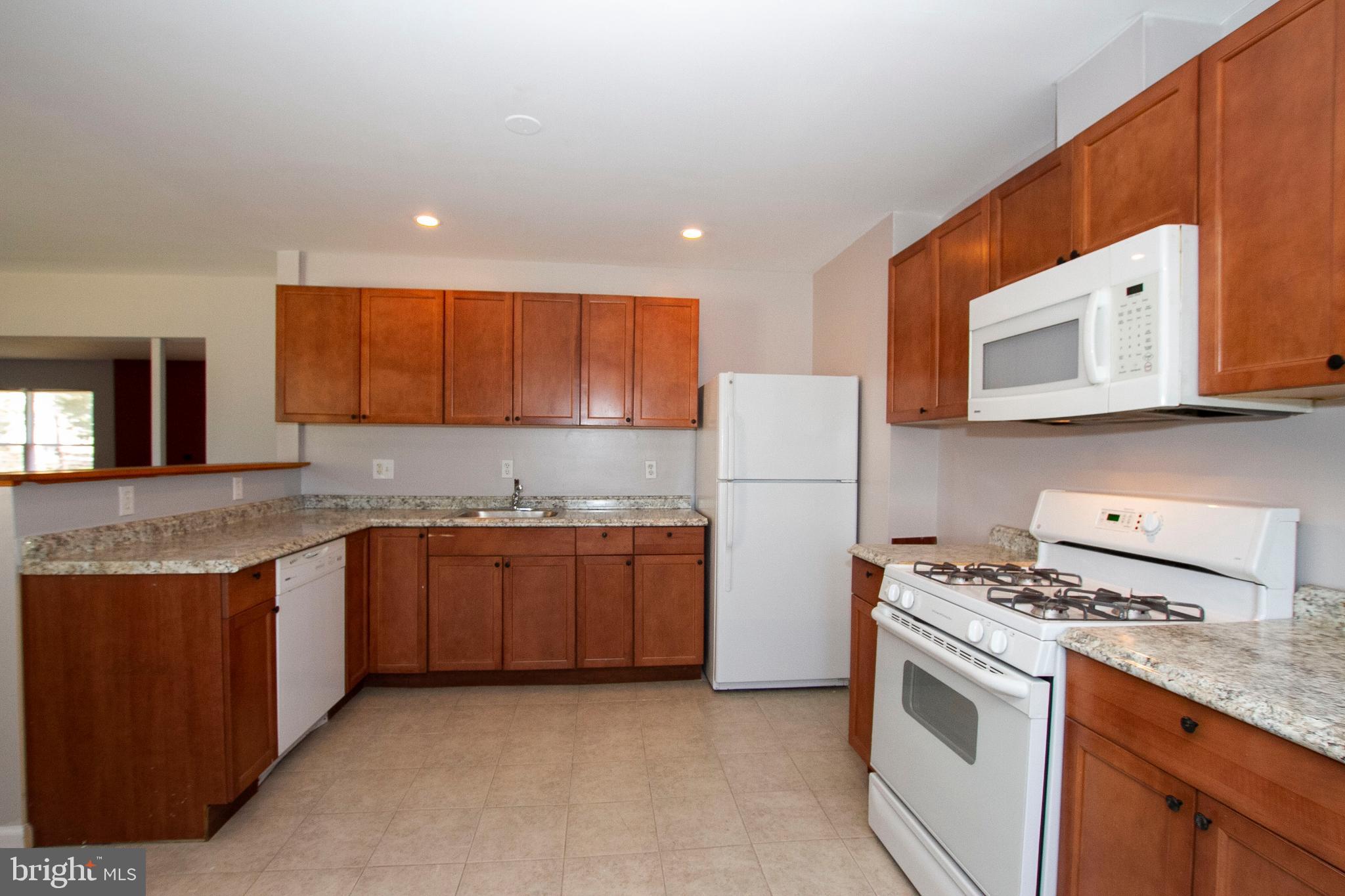 7306 Liberty Road Baltimore, MD 21207 - Photo 18 of 41