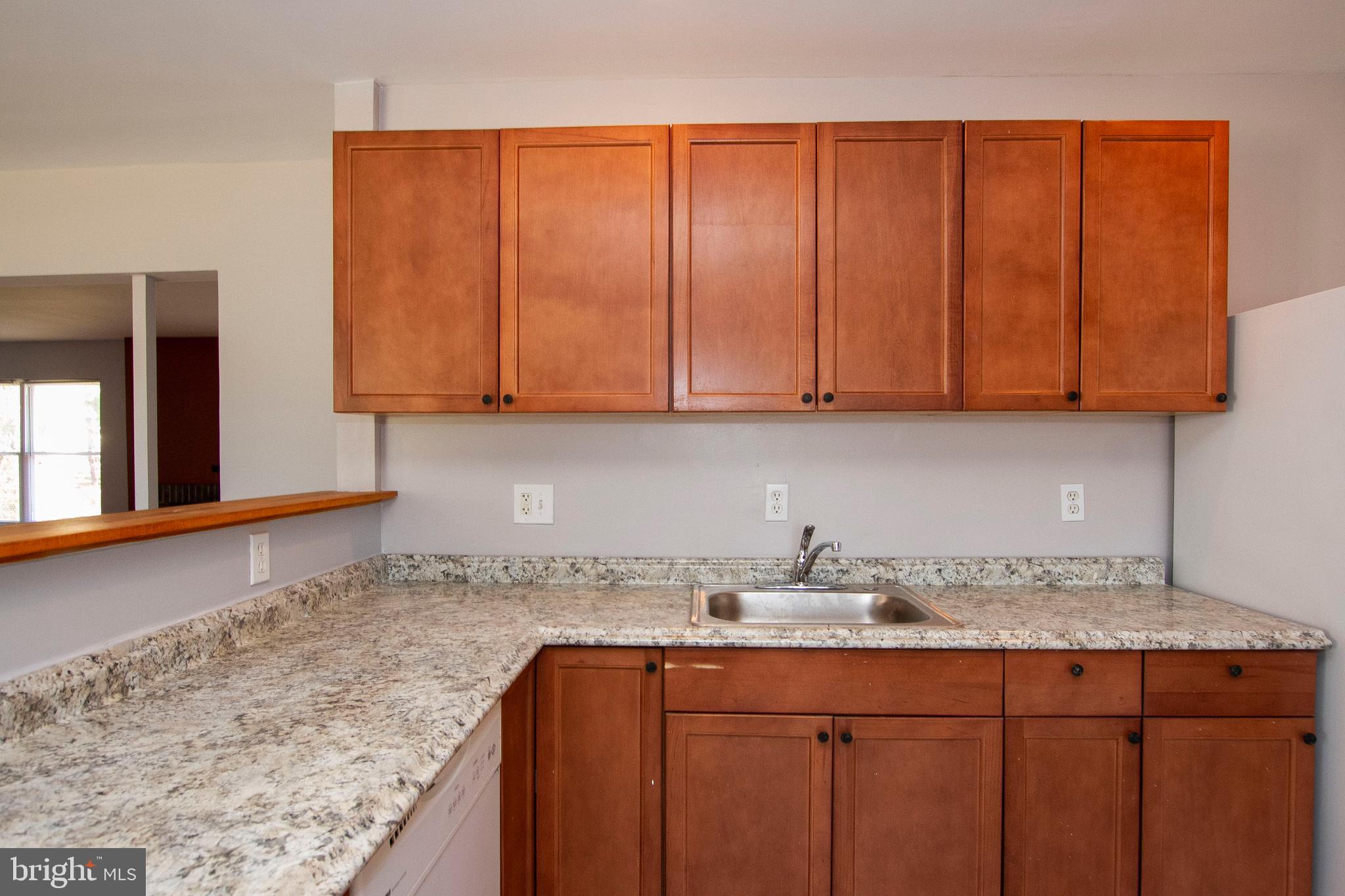 7306 Liberty Road Baltimore, MD 21207 - Photo 20 of 41
