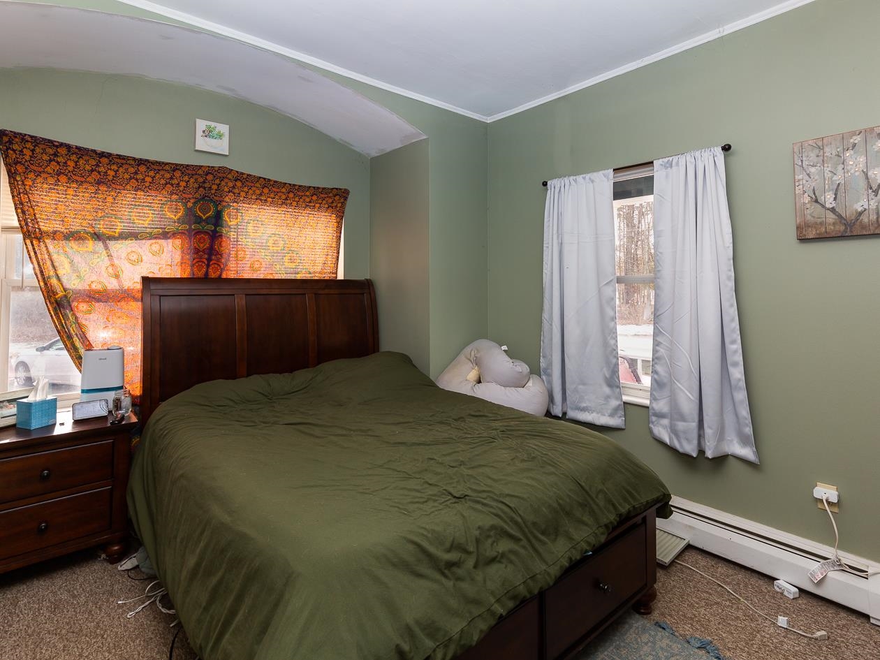 10 Depot Road Kingston, NH 03848 - Photo 4 of 26 Gallery Image 4