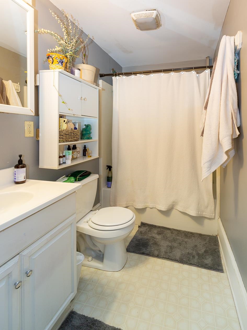 10 Depot Road Kingston, NH 03848 - Photo 7 of 26 Gallery Image 7