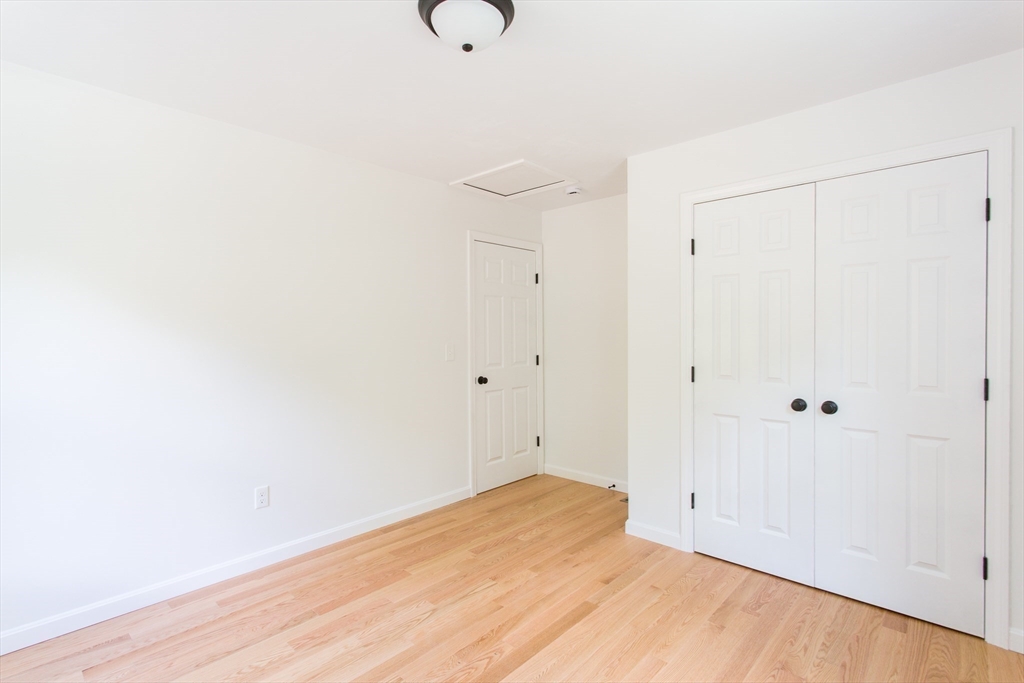 455 Cronin Road West Brookfield, MA 01585 - Photo 23 of 35 a view of room