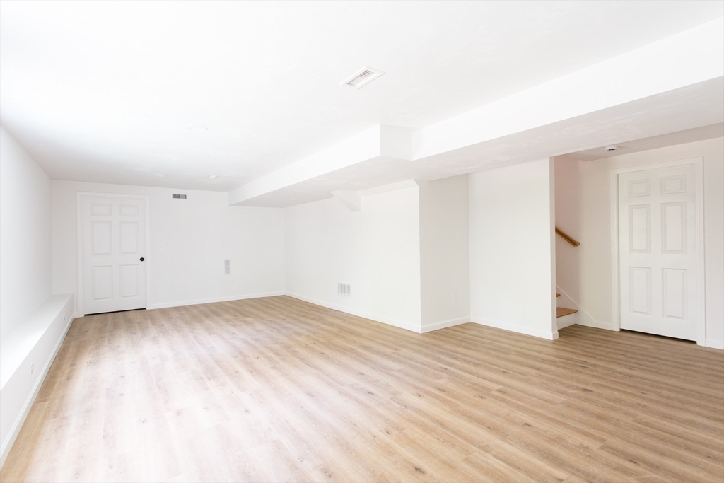 455 Cronin Road West Brookfield, MA 01585 - Photo 27 of 35 wooden floor in a room
