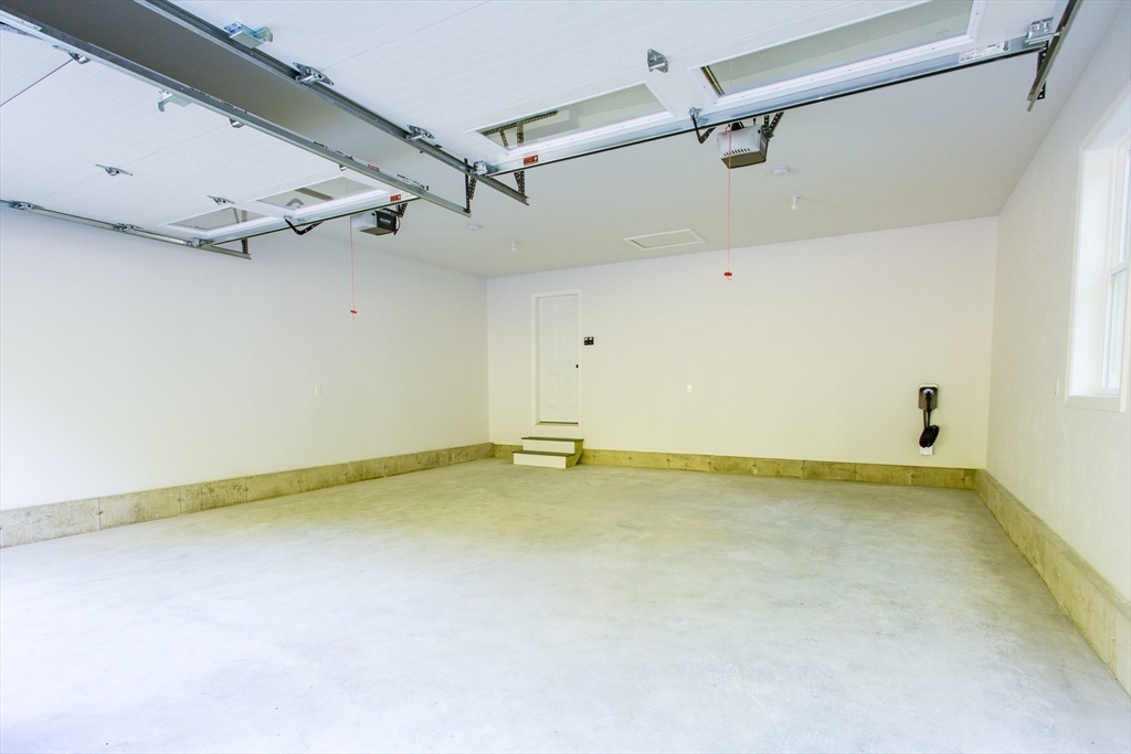 455 Cronin Road West Brookfield, MA 01585 - Photo 33 of 35 a view of a room