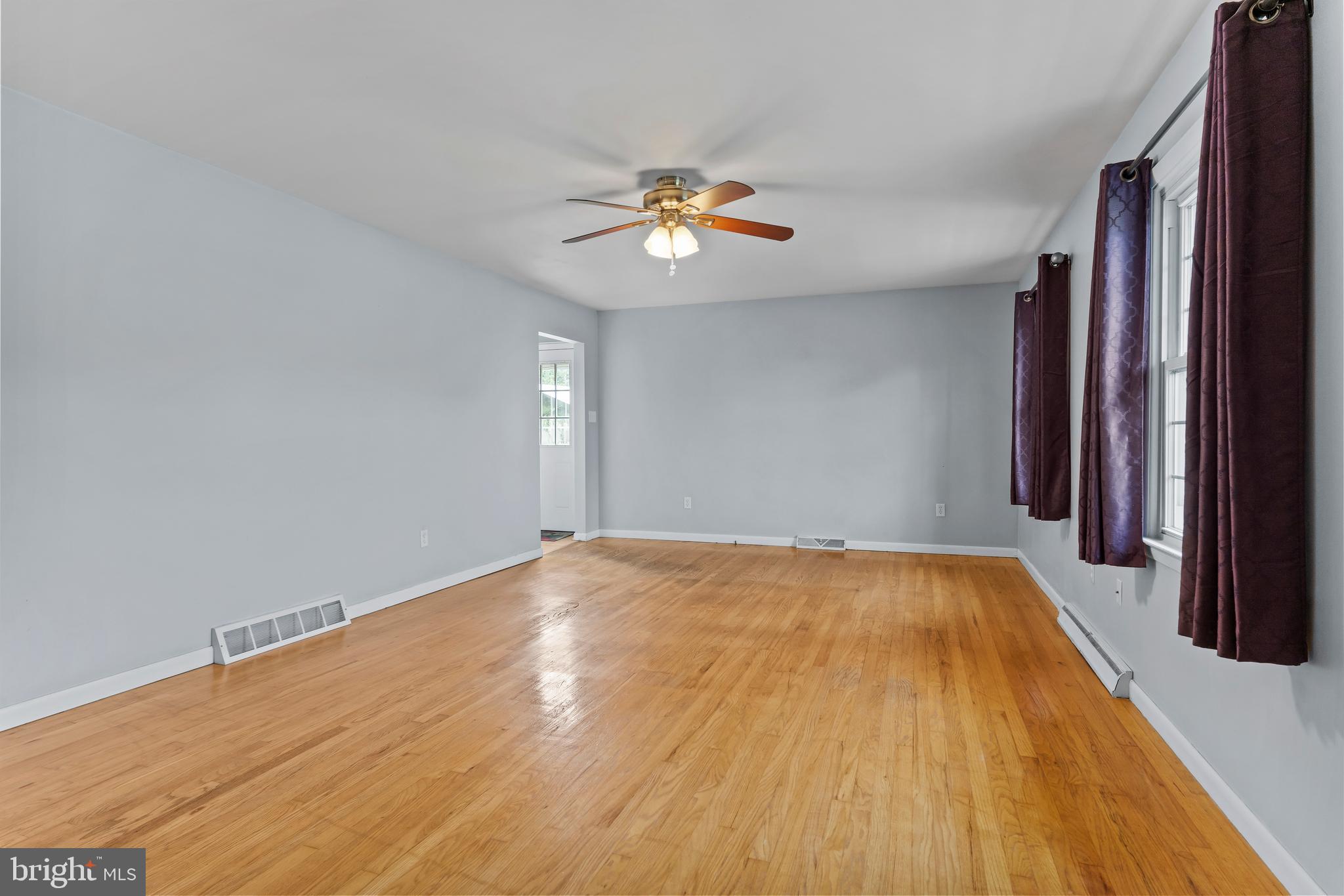 34 Bare Road Mechanicsburg, PA 17050 - Photo 4 of 23 Gallery Image 4