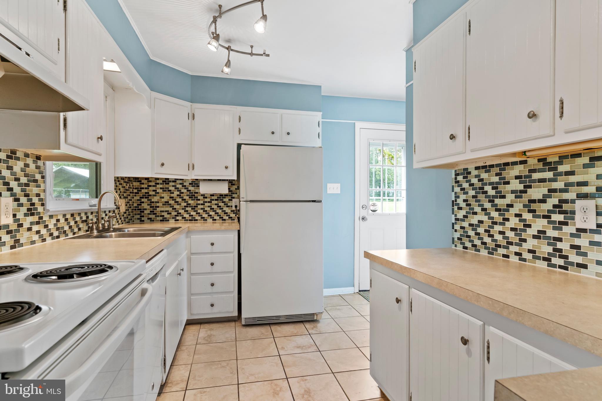 34 Bare Road Mechanicsburg, PA 17050 - Photo 8 of 23 Gallery Image 8