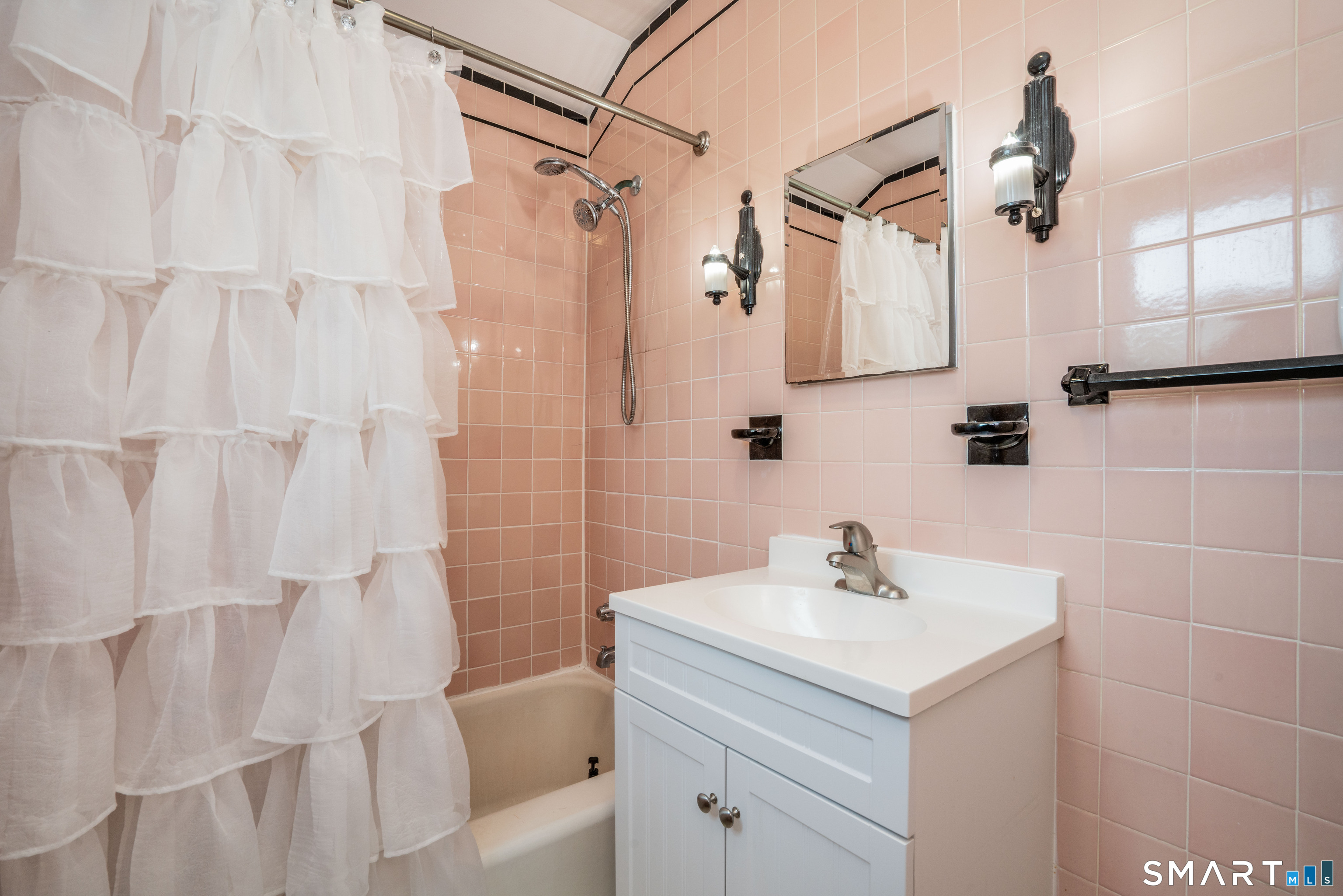 769 Ridge Road Wethersfield, CT 06109 - Photo 21 of 40