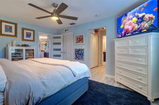 $295,000 | 151 Sea Horse Drive Southeast, Unit H, St. Petersburg, FL 33705